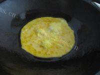 鸡蛋炒蒜苔（简单版）做法图解3)