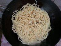 味道不错的豆角焖面做法图解7)
