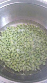 家常菜炒青豆做法图解1)