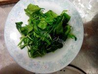 简单的凉拌菠菜粉丝做法图解1)