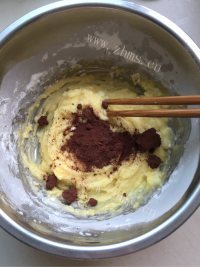 美味的可可麻糬饼做法图解3)