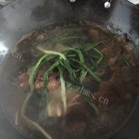 香气浓郁的葱焅鲫鱼