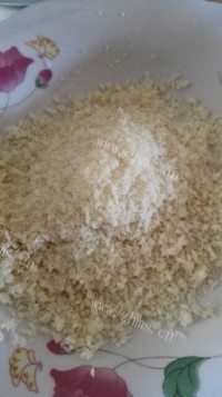 香喷喷的炸鸡腿做法图解2)