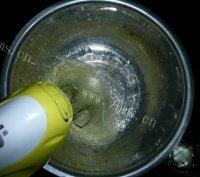 DIY纸杯戚风蛋糕做法图解9)