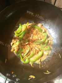 美味的虫草花圆椒炒腰花做法图解11)