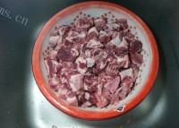 家常菜炖牛肉做法图解2)
