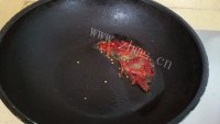 美味的麻香辣鸭头做法图解4)