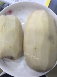 家常菜清炒莲藕做法图解1)