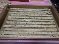 自制芝麻面包棒做法图解9)
