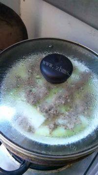 家常菜肉末蒸冬瓜做法图解6)
