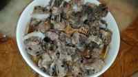 秘制豆豉蒸排骨做法图解7)