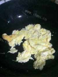 珍馐美味的西红柿炒鸡蛋做法图解5)