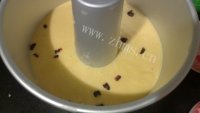 自制蔓越莓戚风蛋糕做法图解8)