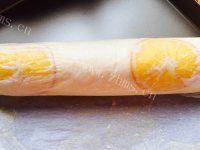 自制香橙蛋糕卷做法图解14)