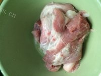 美味的酱肉包子做法图解4)