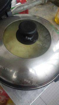 美味的鸡蛋披萨做法图解7)