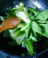 家常菜香菇青菜做法图解5)