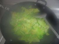 十分诱人的手撕包菜做法图解5)