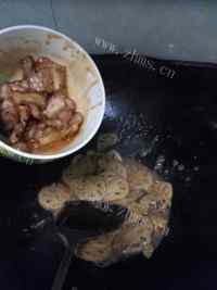 家常菜莲藕炒肉片做法图解10)