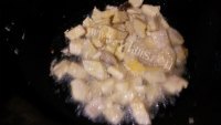 自制素菠萝咕噜肉做法图解6)
