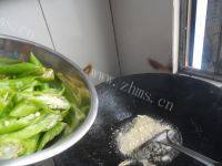 诱人清炒土豆片做法图解7)