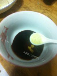 家常菜皮蛋豆腐做法图解11)