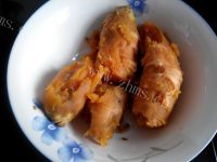 美味的芝士焗红薯做法图解2)