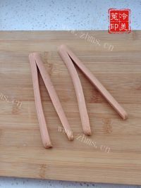 美味的火腿爱心蛋做法图解3)