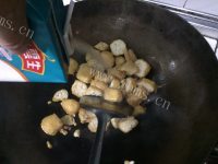 补肾养血豆卜炒肉丁做法图解6)