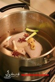 美味的怪味鸡块做法图解1)