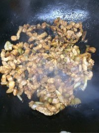 唇齿留香的豆角焖面做法图解6)