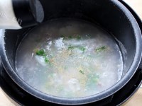 鲜甜的生滚鳕鱼粥#多效护理做法图解7)