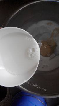 自己做的奶香发面饼做法图解2)
