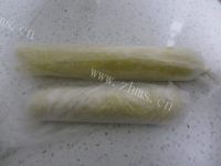 色泽鲜亮的柏林花环饼干做法图解8)