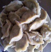 好吃的鲜香鱼肉馅水饺做法图解14)