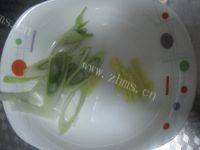 百吃不厌的白菜肉丸汤做法图解1)