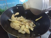 家常菜清炒茭白做法图解5)