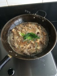 好吃的椒盐鸡大腿骨做法图解6)