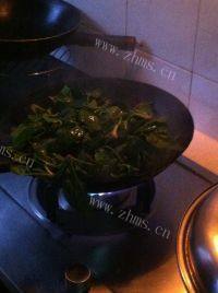 「DIY美食」清炒菠菜做法图解4)