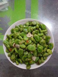 家常菜清炒蚕豆