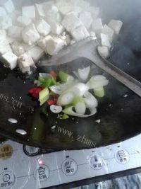 家常炒豆腐做法图解6)
