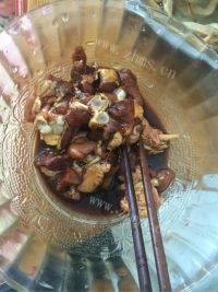 鲜香的干豆角烧肉做法图解1)