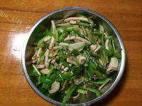 家常菜芹菜炒鱿鱼