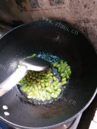 营养丰富的炒三丁做法图解1)