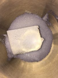 自制蓝莓慕斯蛋糕做法图解6)