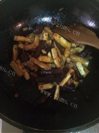 色香味俱全的肉末茄子