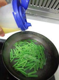 味道不错的凉拌豇豆做法图解8)