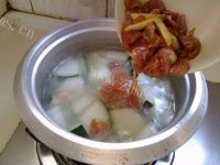 口感不错的冬瓜瘦肉汤做法图解6)