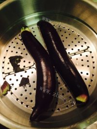 回味无穷的蒜茄子做法图解2)