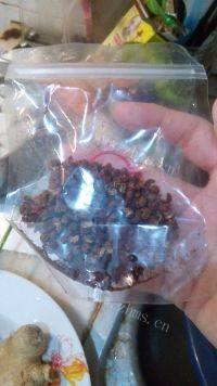 美味的鲈鱼豆腐汤做法图解4)